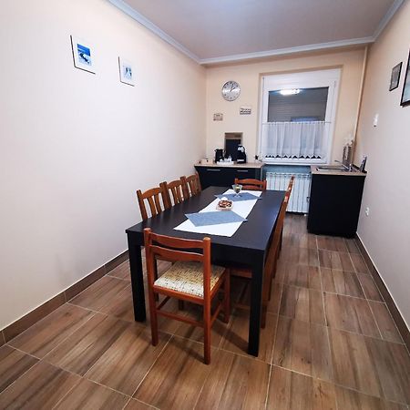 Central Park Apartman Szekszárd Eksteriør bilde